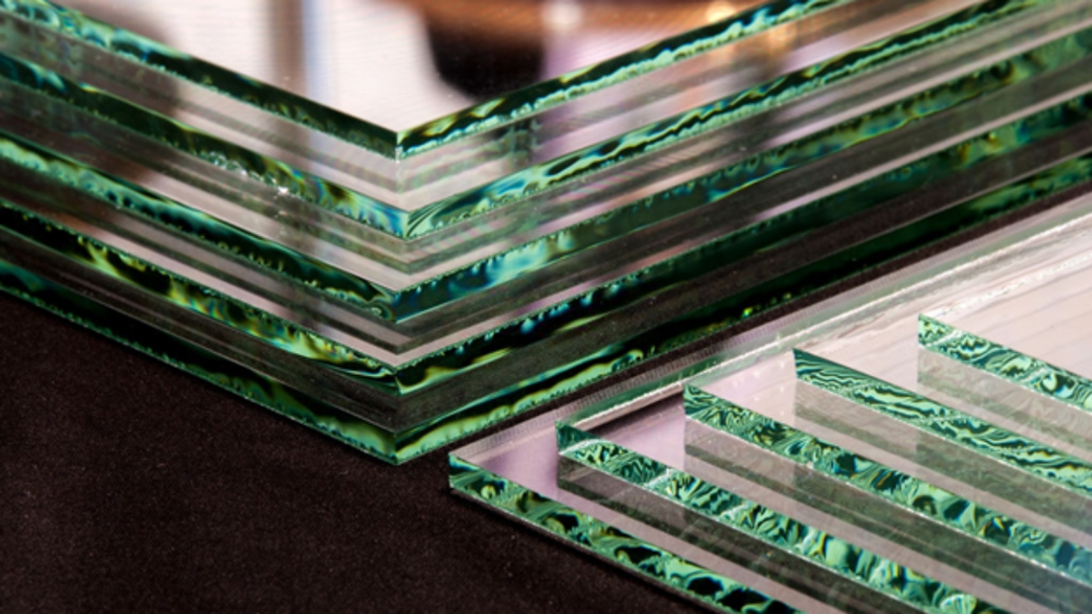 میزان مقاومت و استحکام شیشه سکوریت